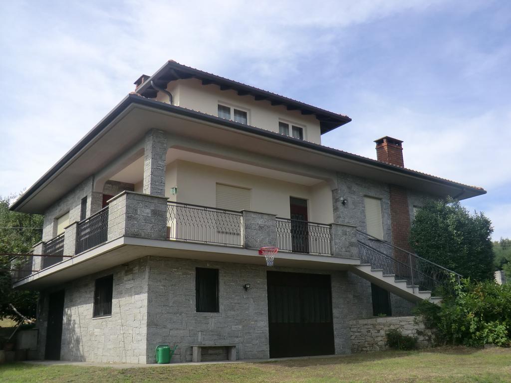 Casale Cadeloro Apartment Nebbiuno Ngoại thất bức ảnh