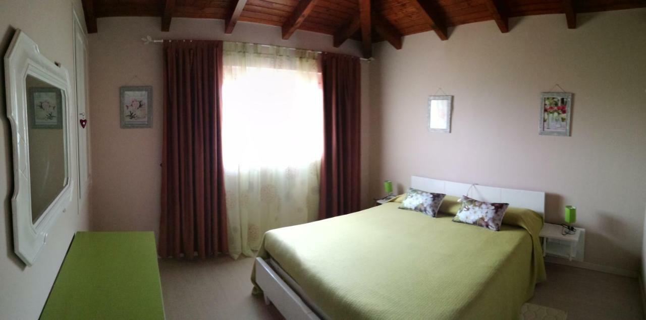 Casale Cadeloro Apartment Nebbiuno Ngoại thất bức ảnh