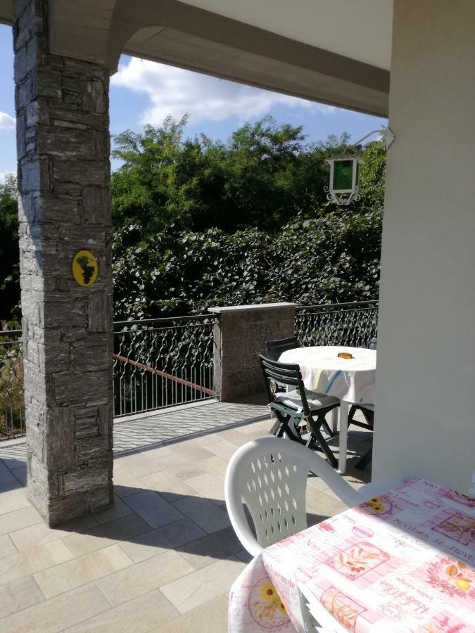Casale Cadeloro Apartment Nebbiuno Ngoại thất bức ảnh